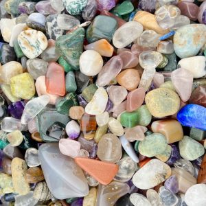 oszlifowane okrągłe kamienie